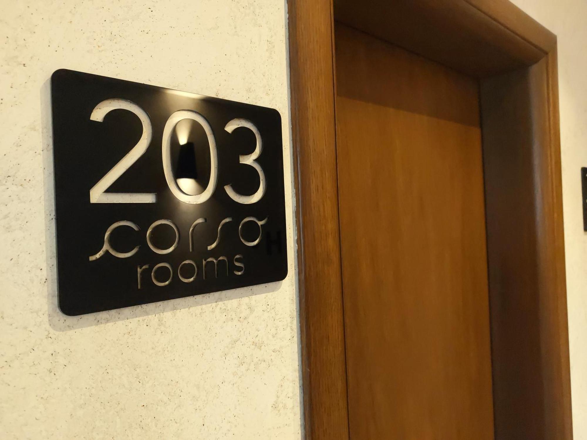 Corso Rooms City Centre Novi Sad Chambre photo